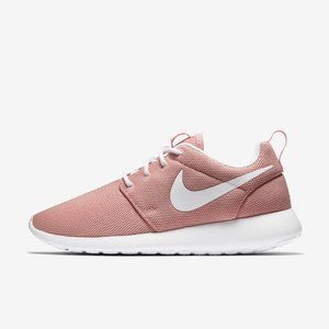 [NEW] Women's Nike Roshe One Shoes Size 10 844994-603‎